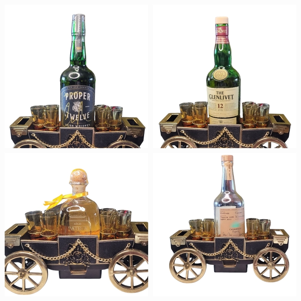 Vtg Carriage Mini Bar🍸 with Amber Shot Glasses